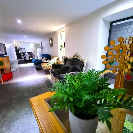 公寓 Spacieux De 150 M Ideal Familles Et Groupes *