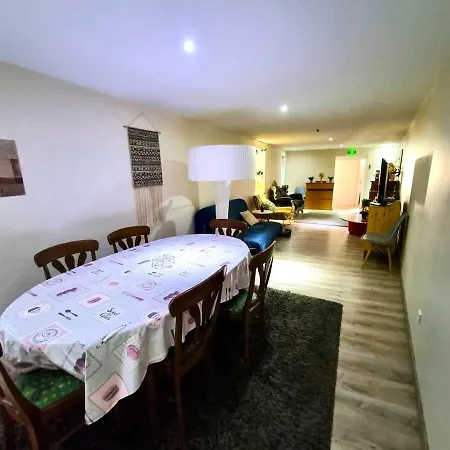 Spacieux De 150 M Ideal Familles Et Groupes 公寓