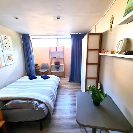 Spacieux De 150 M Ideal Familles Et Groupes 埃尔伯夫