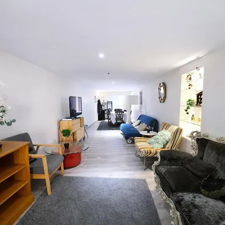 Spacieux De 150 M Ideal Familles Et Groupes 아파트 *
